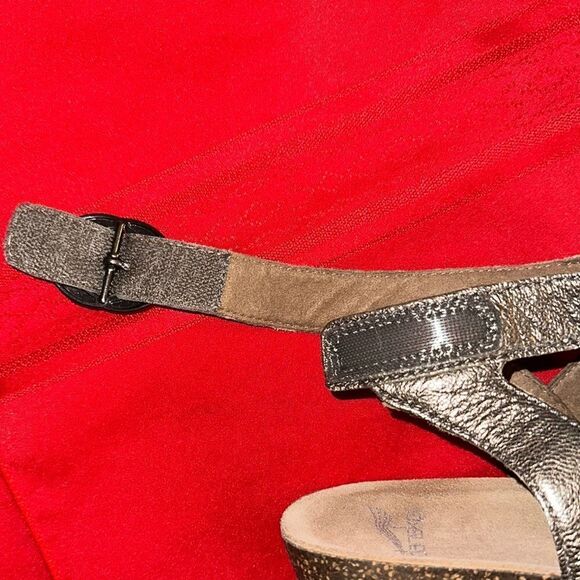 DANSKO Metallic Bronze Open-Toe Wedge Sandals Size 36 - Picture 10 of 11
